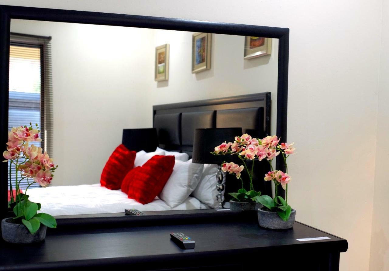 אזולוויני Green Haven Apartments מראה חיצוני תמונה
