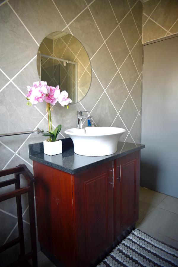 אזולוויני Green Haven Apartments מראה חיצוני תמונה